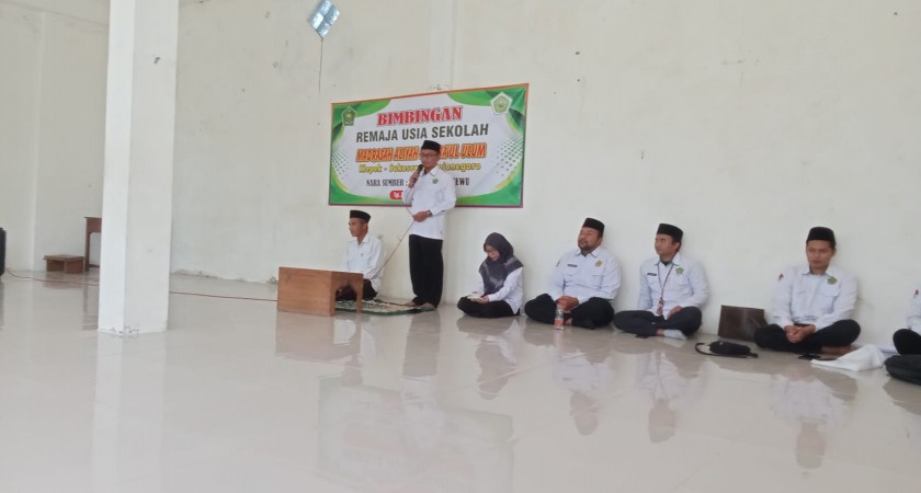 BIMBINGAN REMAJA USIA SEKOLAH ( BRUS) TAHUN 2026 DI MA MANBA'UL ULUM KLEPEK